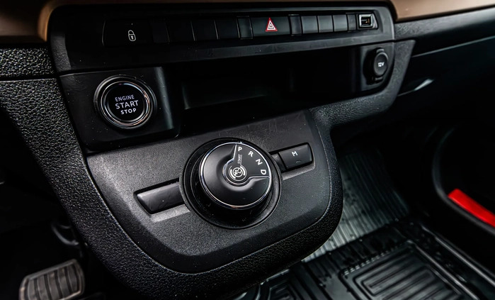 Toyota Proace Verso cena 199500 przebieg: 6770, rok produkcji 2022 z Łosice małe 172